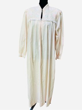 Vintage Sara Beth Pastel Nightgown Lace Floral Applique Pearl Beading Cotton